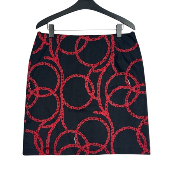 Melly M Dresses & Skirts - NWT Melly M Black Pencil Mini Skirt with Red Chain Pattern Womens Size 6